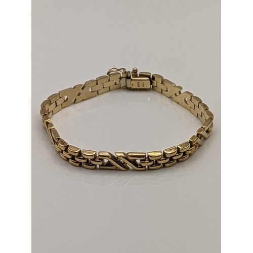 40 - A Mordun 9ct gold chain link bracelet, total weight 14.1g Location:CAB3