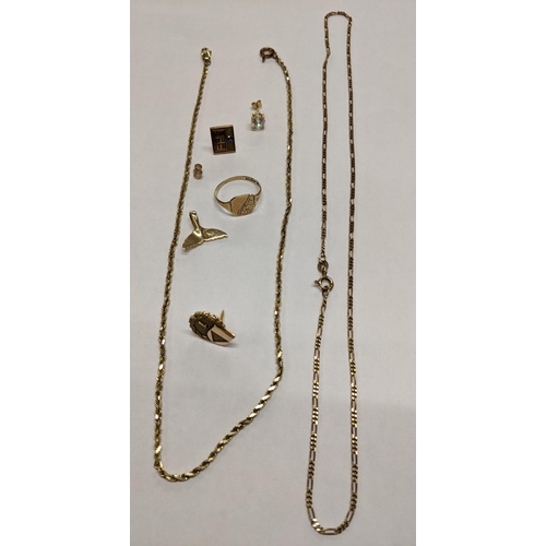 41 - Mixed jewellery to include a 9ct gold signet ring, a yellow metal necklace, along with two pins hall... 