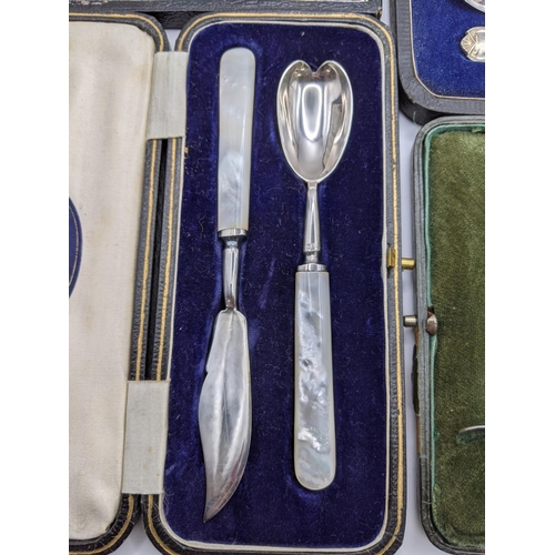 247 - A silver cased christening set 50g, together with a cased set of six silver teaspoons, and sugar ton... 