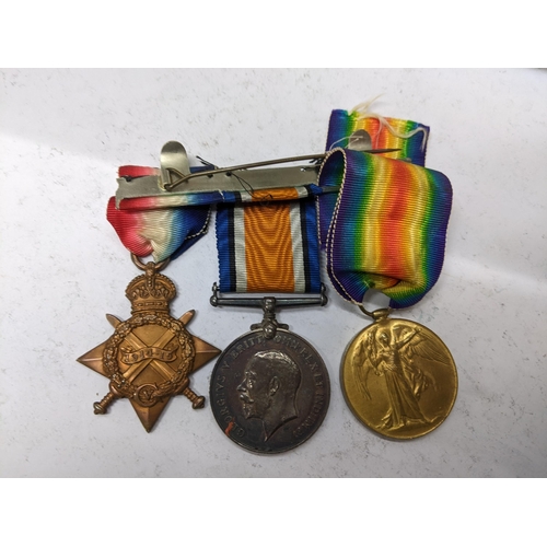 352 - First World War medals to include British War medal, Victory Medal and the 1914-1915 Star 4513 Pte. ... 