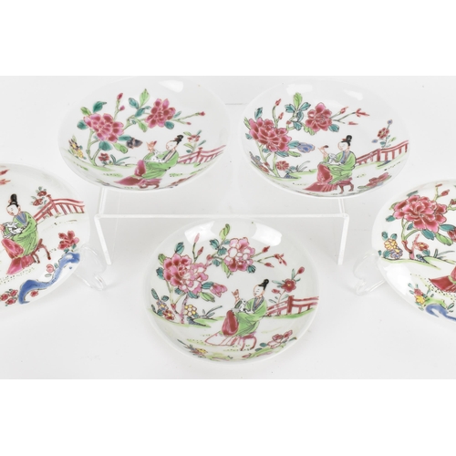 16 - A set of seven Chinese Qing dynasty porcelain cups and saucers, 18th century, Qianlong period (1736-... 