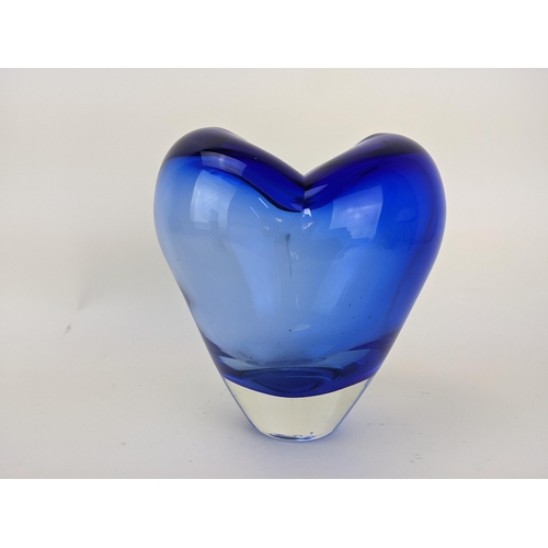 283 - A Whitefriars Molar or Pulled Tooth vase in Kingfisher blue and clear colour way, 17.5cm high
Locati... 