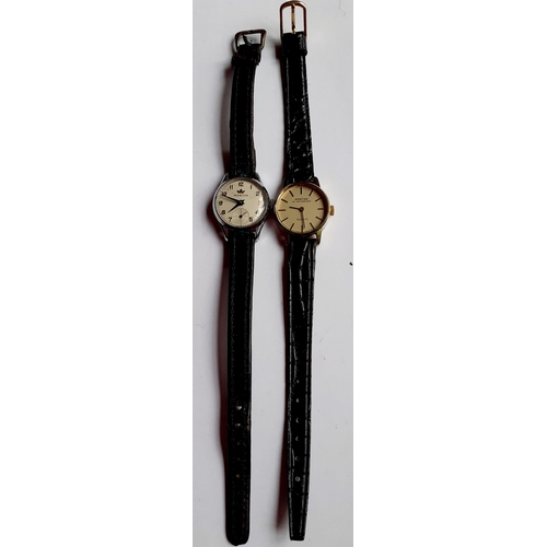 324 - A mixed lot to include two vintage ladies watches on black leather straps to comprising a silver ton... 