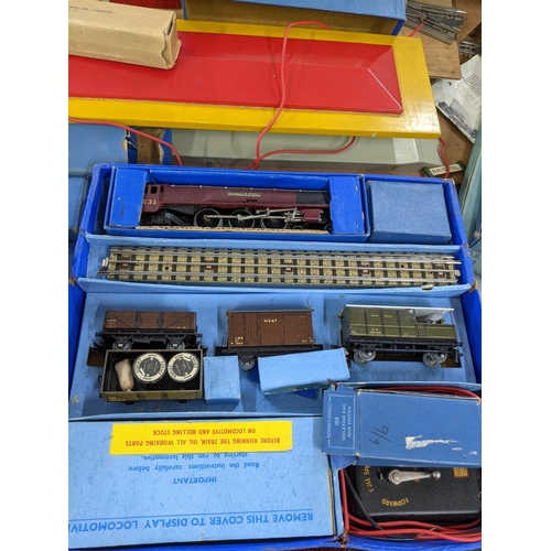 177 - Hornby 00 and other model railway items to include Duchess of Atholl set, mixed accessories to inclu... 