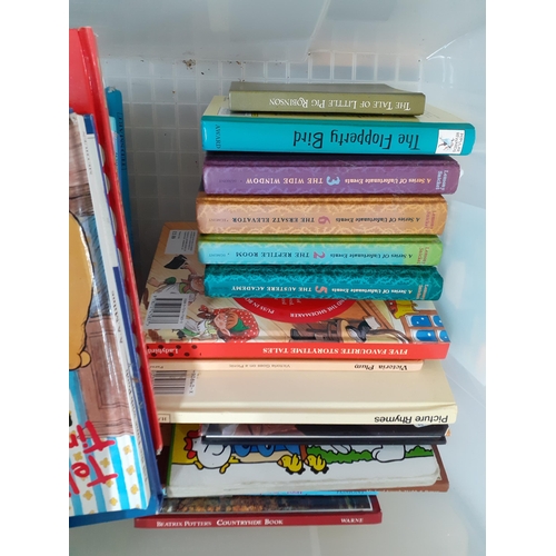 387 - A quantity of mainly late 20th century children's books to include annuals and Thomas The Tank, toge... 