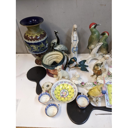 401 - Ceramics to include a pair of Royal Doulton vases one A/F, model animals and other items
Location:A1... 