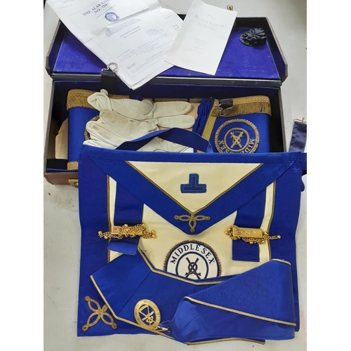 491 - A Middlesex Alar Lodge No 710 Masonic 1960's appron and accessories in leather case
Location: RAB