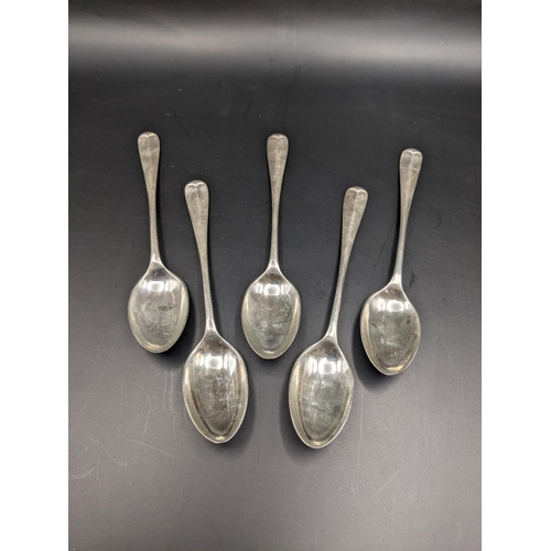 146 - Five silver teaspoons hallmarked London 1974, total weight 98.4g Location:TABLE