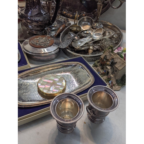 203 - Mixed silver plated items to include trays, tea pots, candlesticks, a Wedgwood vase, a Lilliput Lane... 