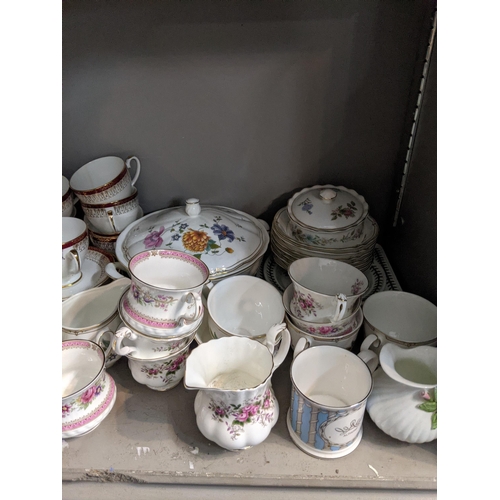 234 - A mixed lot to include Wedgwood part tea/dinner service in Rosemeade pattern, The Botanic Garden par... 