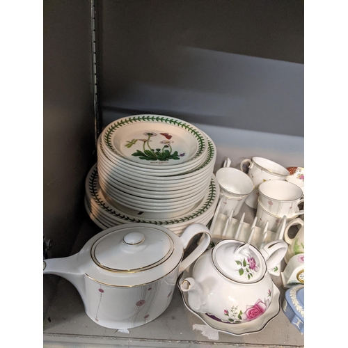 234 - A mixed lot to include Wedgwood part tea/dinner service in Rosemeade pattern, The Botanic Garden par... 