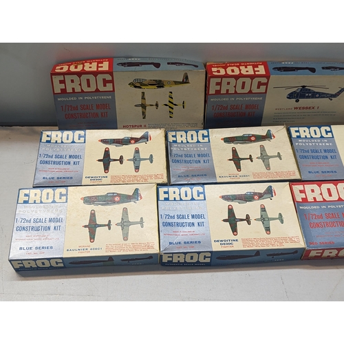 259 - A collection of fourteen boxed vintage FROG Model Aircraft to include five Red Series and nine Blue ... 