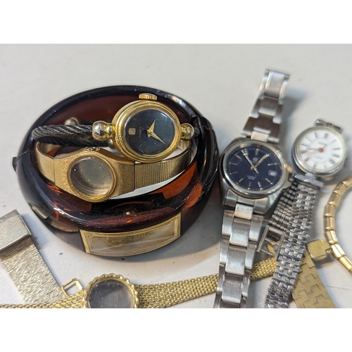 382 - A group of mixed wristwatches to include Sekonda, Lorus, Citizen, Rotary, Oris, Ingersoll and others... 