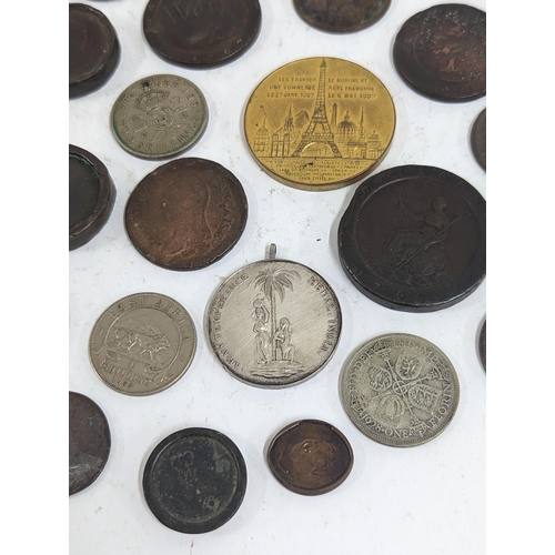 80 - Mixed coinage to include a William III 169* silver sixpence A/F and copper examples, Cartwheel penny... 