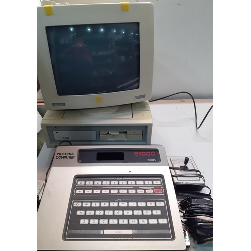 50 - Ab Amstrad 640k personal computer PC-ECD, together with a BBC Bridge console and two games, a Philip... 