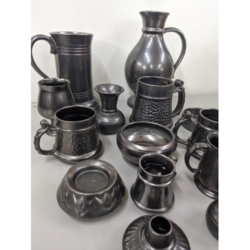 127 - A collection of Prinknash ceramics to include vases, tankards, jugs and other items Location:4.4