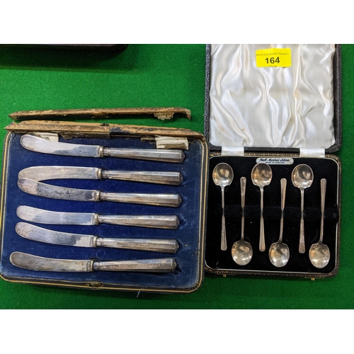 164 - A George VI set of six silver coffee spoons, cased Sheffield 1941, marks for the Angora Silver Plate... 