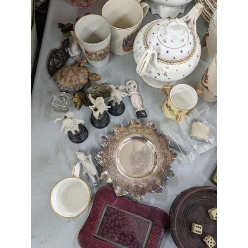 42 - A mixed lot to include a set of seven 19th century porcelain plates, Worcester cup, jade ornament, B... 