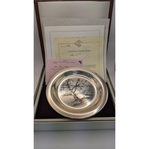 115 - A solid sterling silver collectors plate limited edition, etched by the Franklin mint, with a certif... 