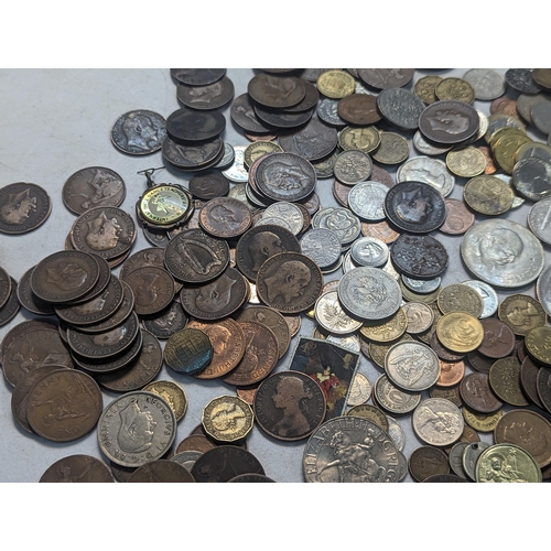 350 - Mixed Victorian, Edwardian and later pennies, mixed world coins to include USA, Hong Kong and others... 