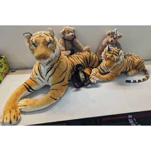 The official auction site of Tigers Auctions