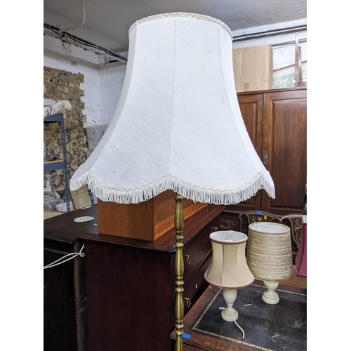 195 - A selection of lamps to include a pair of white onyx and gilt metal lamps with fabric shades, three ... 