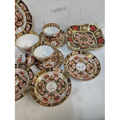 208 - A collection of 19th century and later Royal Crown Derby Imari pattern china Location: RWM