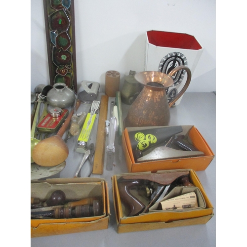 102 - A mixed lot to include a Victorian copper jug, mixed tools to include Stanley planes and other items... 