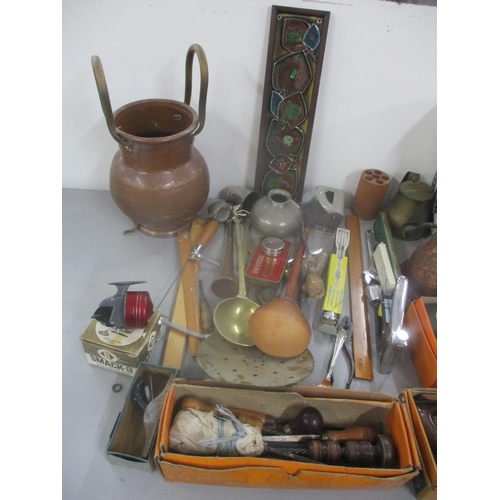 102 - A mixed lot to include a Victorian copper jug, mixed tools to include Stanley planes and other items... 