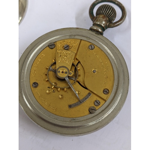 395 - An early 20th century Elgin military issue keyless wound pocket watch 
Location: CAB1