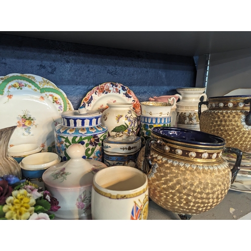 446 - A mixed quantity of ceramics to include a collection of Victorian and later teacups and saucers to i... 