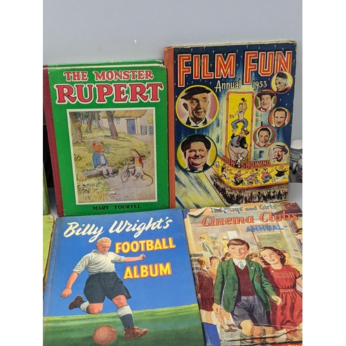 86 - A quantity of children's annuals to include Rupert annual, Toby Twirl, The Boys Book of Soccer for 1... 