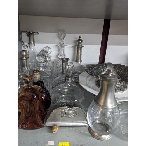 54 - A mixed lot of glassware and ceramics, and pewter ware to include a Victorian amber glass sherry dec... 