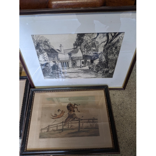 372 - A quantity of framed and glazed 19th century and later prints to include various hunting prints, and... 