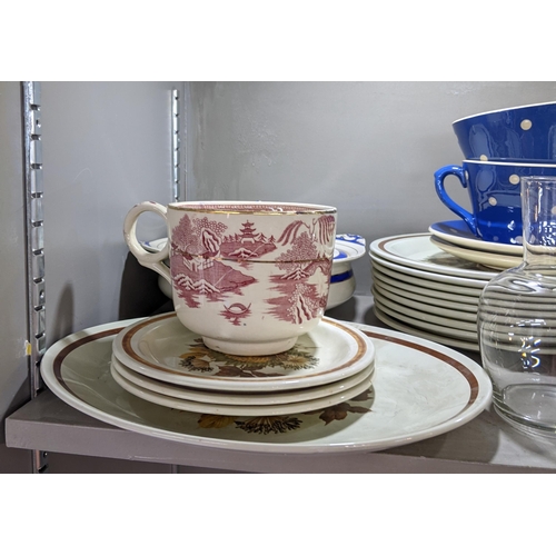 519 - Mixed china and ceramics and tableware to include Staffordshire Midwinter pattern, Sandygate pottery... 