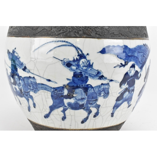 6 - A large Chinese blue and white porcelain fish bowl, 19th century, late Qing dynasty, with crackled g... 