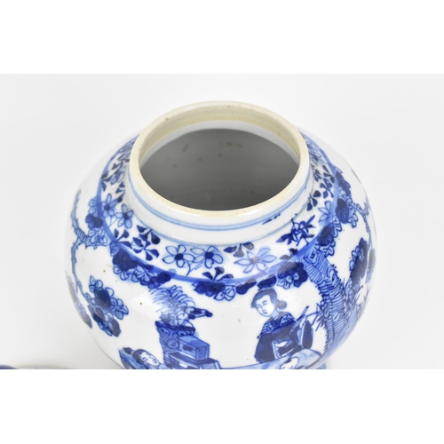 75 - A Chinese blue and white porcelain lidded minyao vase, 18th century, Kangxi period (1662-1722), of b... 