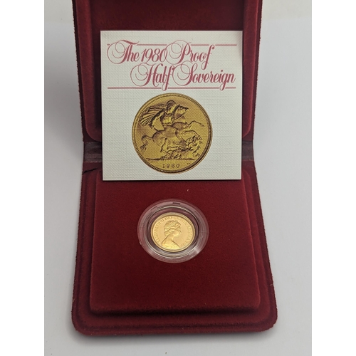 35 - United Kingdom - Elizabeth II (1952 -2022) Proof Half Sovereign, dated 1980, in red Royal Mint prese... 