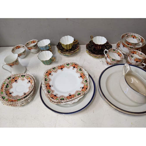 311 - Ceramics to include part tea services and dinnerware
Location:G