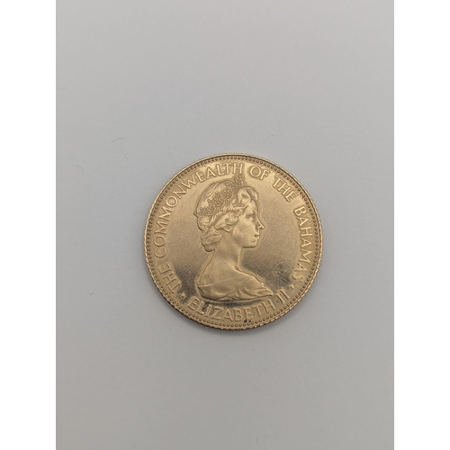 56 - Commonwealth of the Bahamas - Elizabeth II (1952-2022), 1973 'Independence' 12ct gold 50 dollars
Loc... 