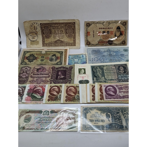 98 - World Banknotes - A collection of 20th century banknotes to include 1930 Japan Ten/10 Yen, WWI era, ... 