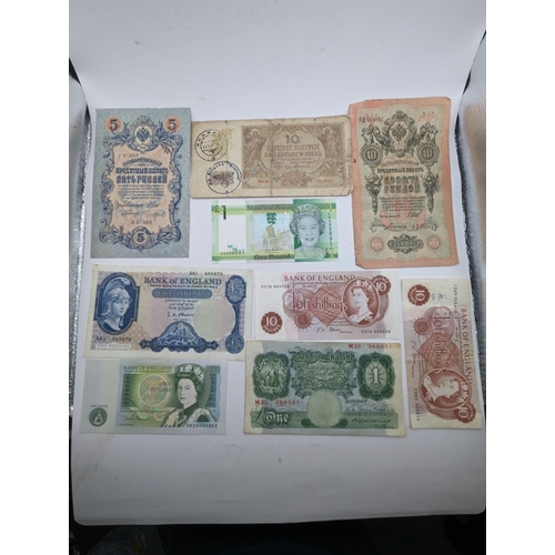 98 - World Banknotes - A collection of 20th century banknotes to include 1930 Japan Ten/10 Yen, WWI era, ... 