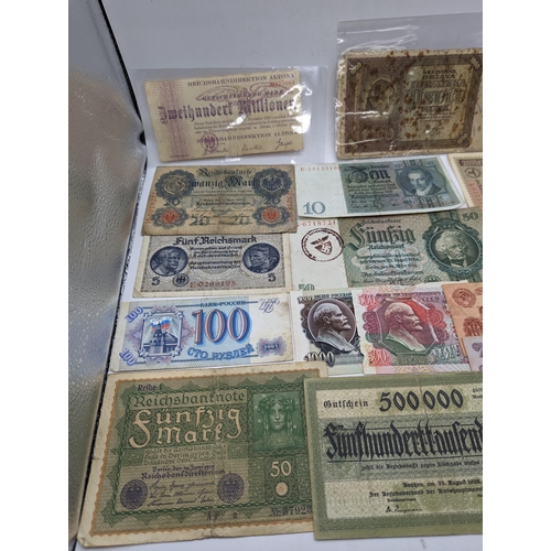 98 - World Banknotes - A collection of 20th century banknotes to include 1930 Japan Ten/10 Yen, WWI era, ... 