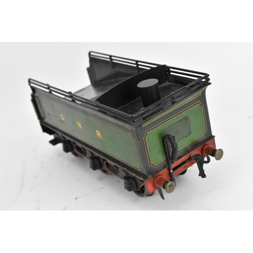 237 - A Bing clockwork gauge 1 4-4-0 locomotive and tender GNR (Great Northern Railway), in green liver, n... 