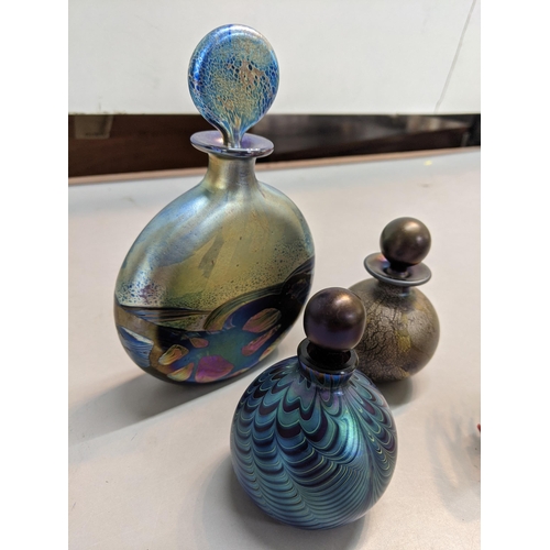 106 - Mixed glassware to include an Isle of White iridescent glass perfume bottle
Location:9:3