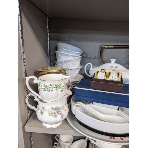 333 - Ceramics to include part dinner services, Thomas Germany and Royal Worcester Isabella pattern, Royal... 