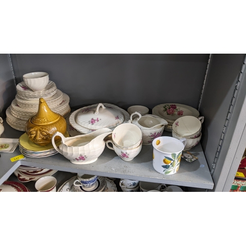 347 - A mixed lot to include a barbers hair dressing bowl, ceramic crying onion, a part tea and dinner ser... 