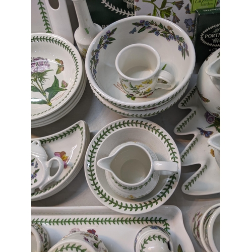 332 - A Portmerion - The Botanical Garden dinner service to include dinner plates, side plates, bowls, jug... 