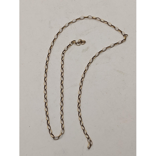 12 - A yellow metal chain, 3.15g Location: CAB1