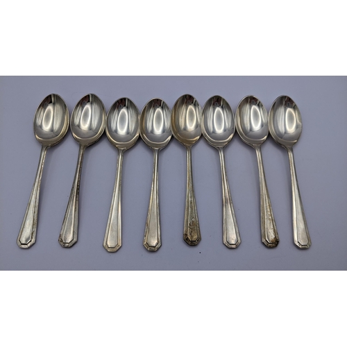 266 - A set of eight silver teaspoons, hallmarked Sheffield 1987, 170.2g
Location: BWR